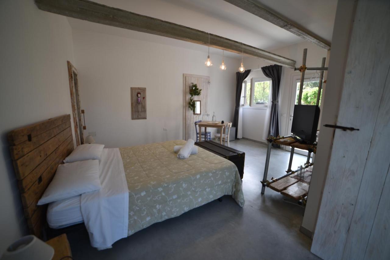 Bed and Breakfast Capannone111 à Castiglione di Ravenna Extérieur photo