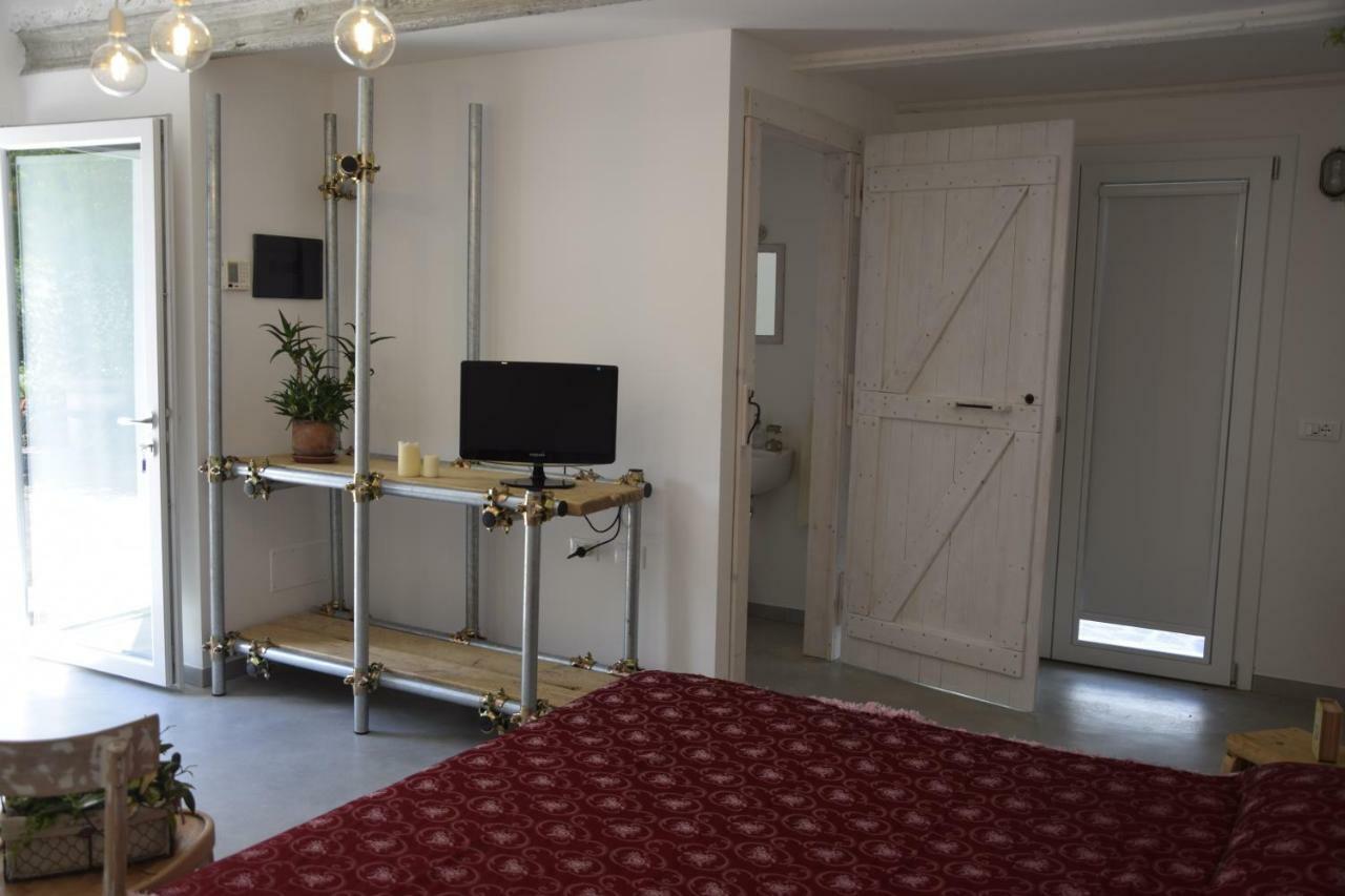 Bed and Breakfast Capannone111 à Castiglione di Ravenna Extérieur photo